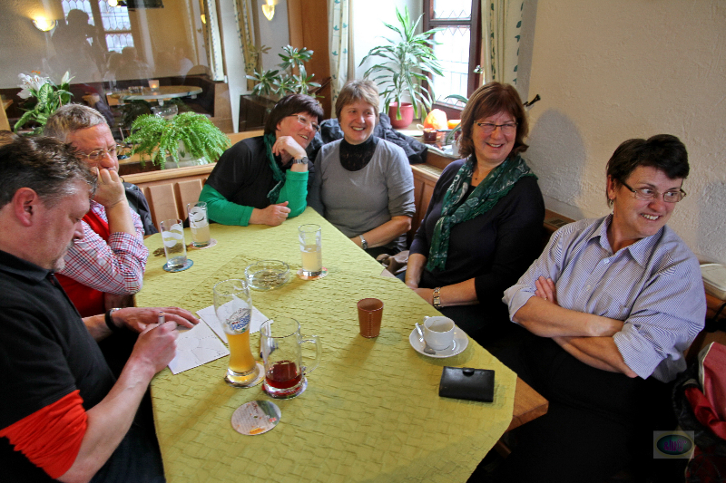 130217041_b_funkenwuerfeln
