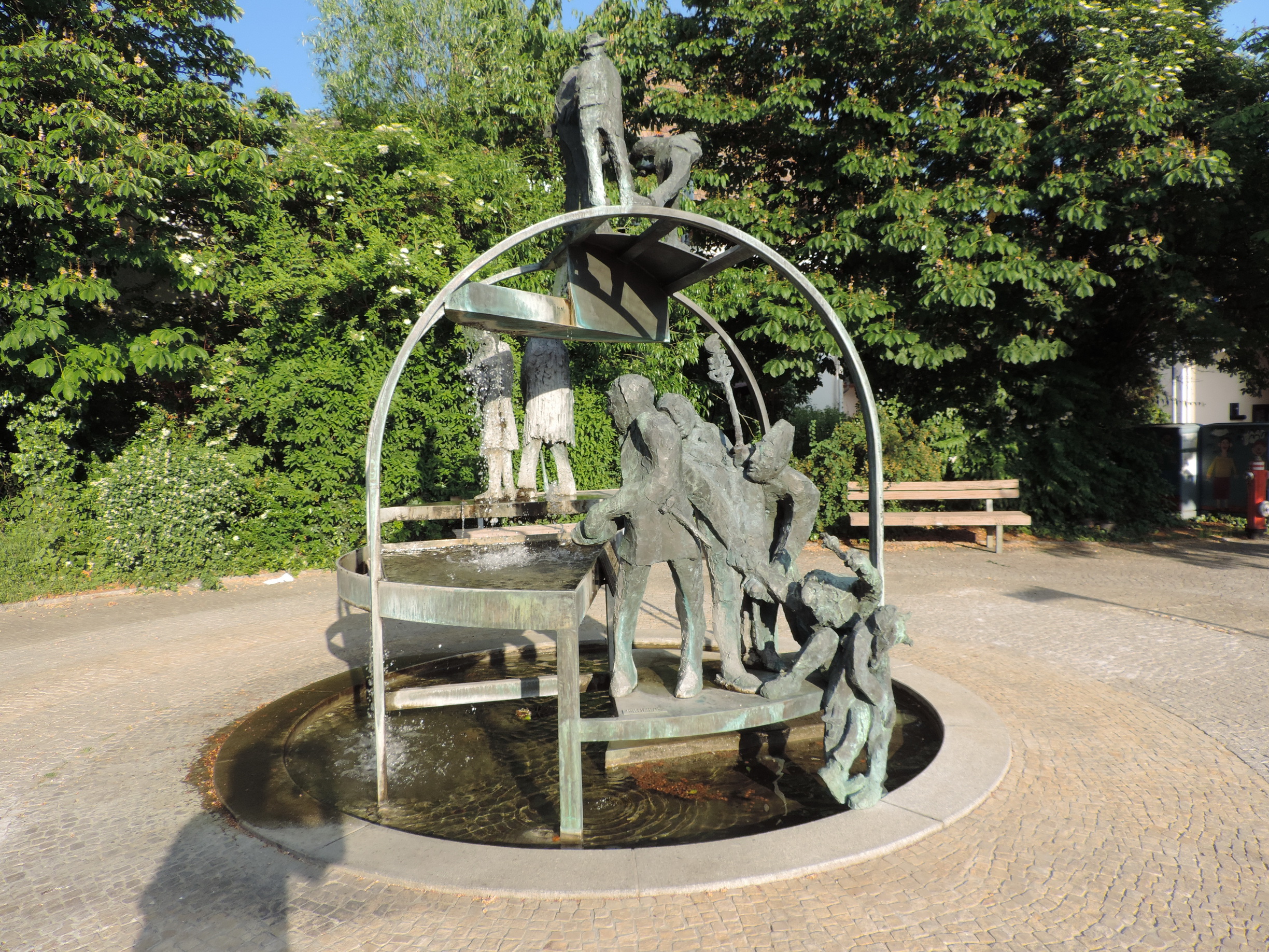 170527163_B_Brunnen an der Werder Str