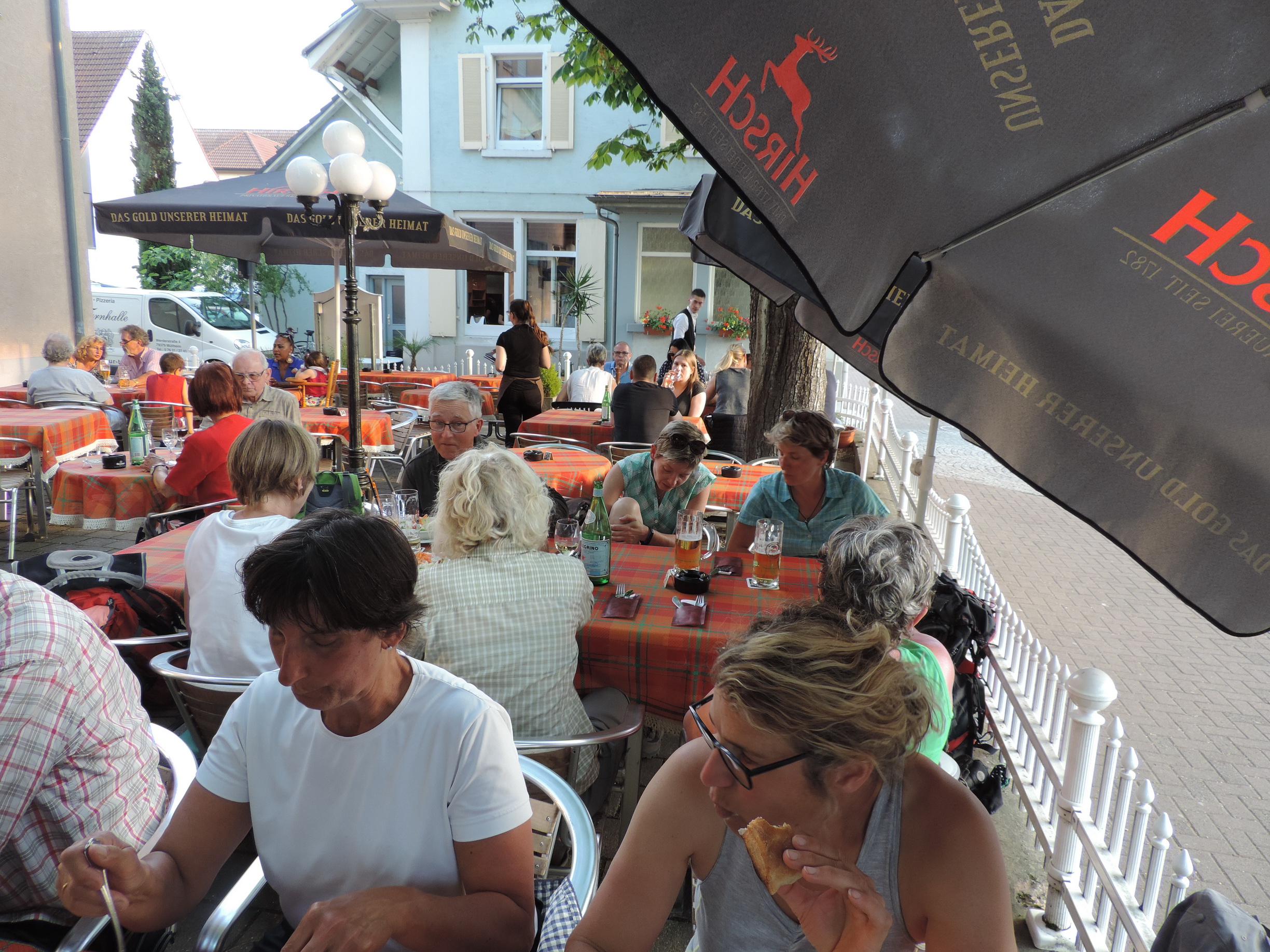 170527167_B_Pizzeria Zur Turnhalle