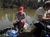 180408020_B_am Weiher Wandergruppe