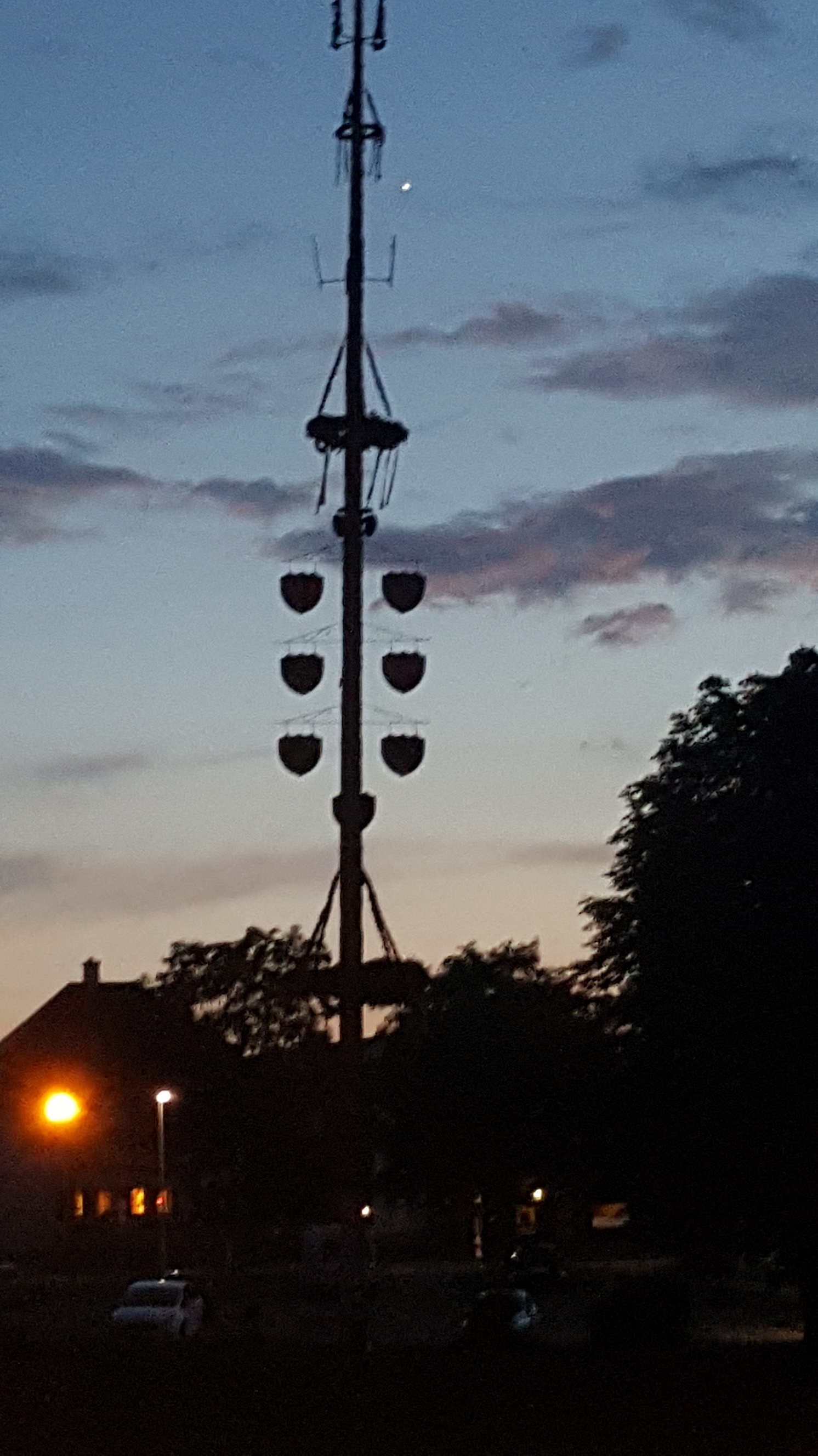 18-06-01 21-53-06_181_O_