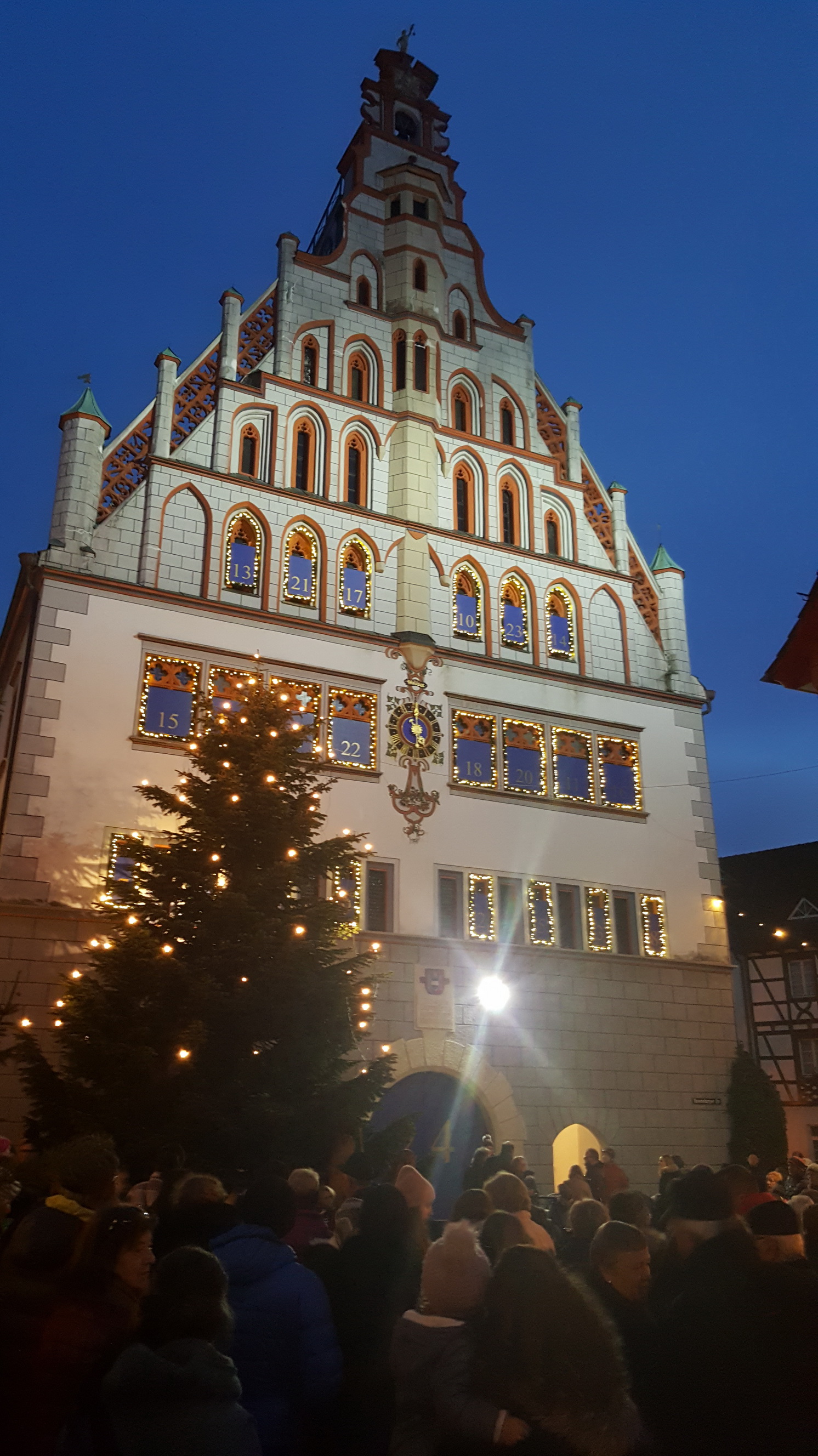 181201066_B_Bad Waldsee Rathaus Adventskalender