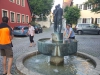 190621235_B_am brunnen